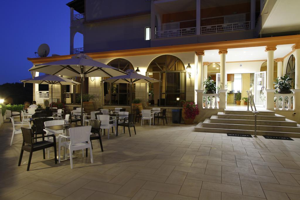 Jason Hotel Ипсос Екстериор снимка
