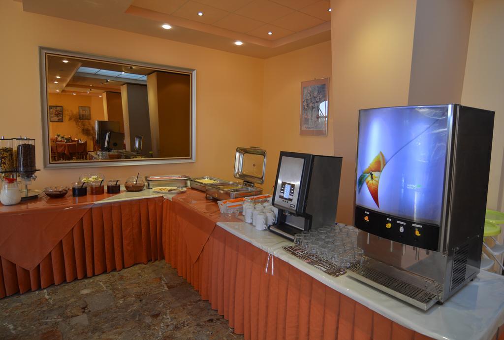Jason Hotel Ипсос Екстериор снимка