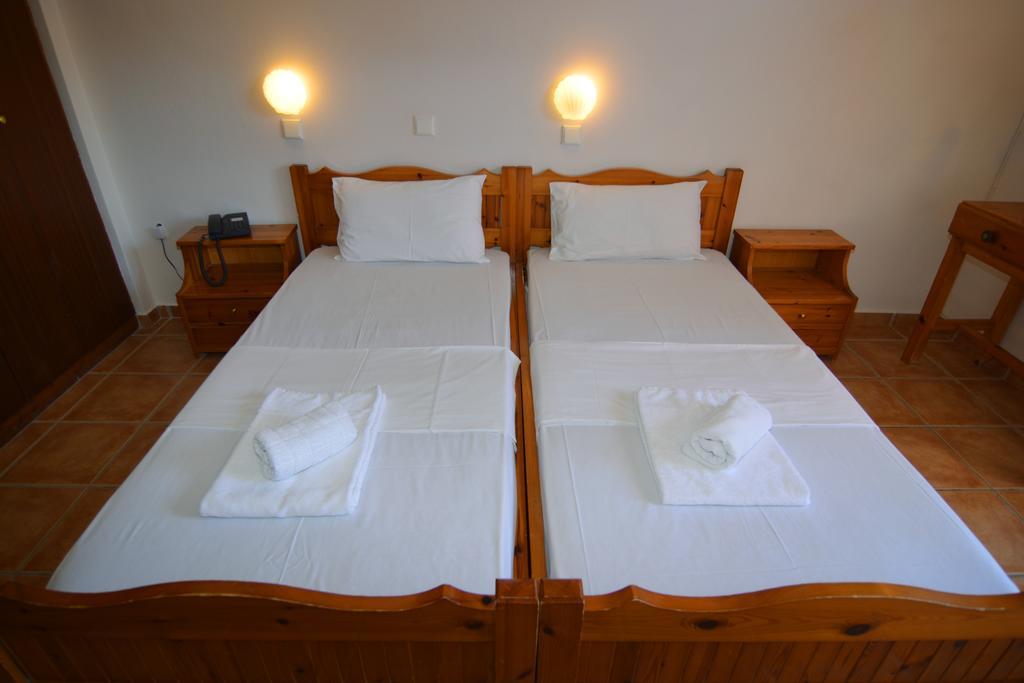 Jason Hotel Ипсос Екстериор снимка