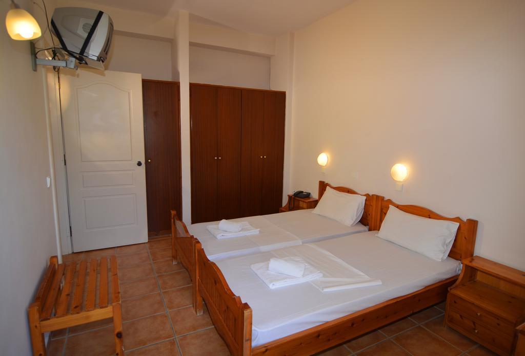 Jason Hotel Ипсос Стая снимка