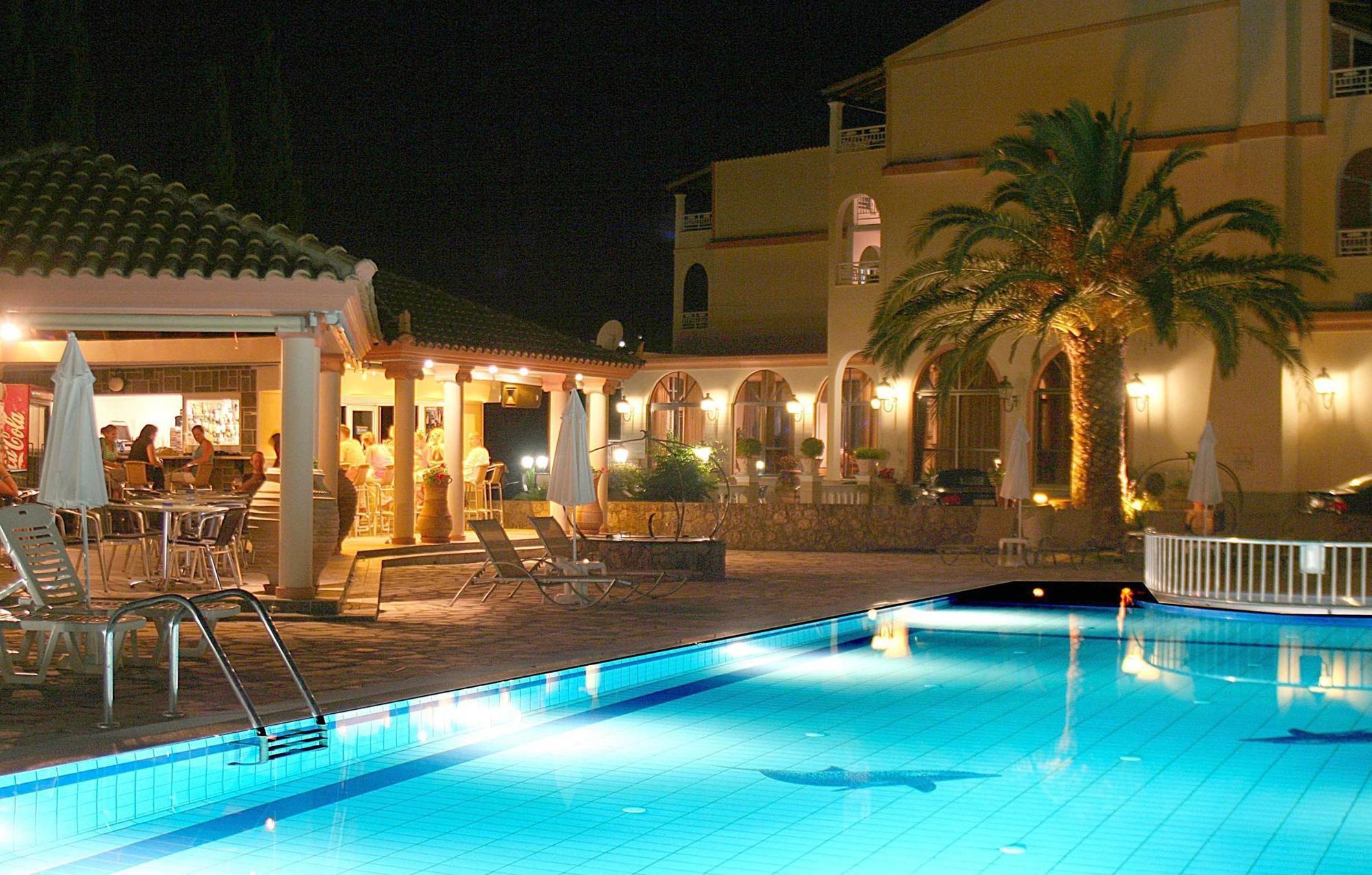 Jason Hotel Ипсос Екстериор снимка