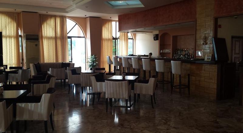 Jason Hotel Ипсос Екстериор снимка